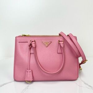Prada Medium Prada Galleria Saffiano Leather Bag